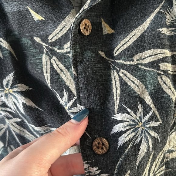 Mantles Men’s Silk Cotton Blend Hawaiian Shirt - Picture 4 of 5
